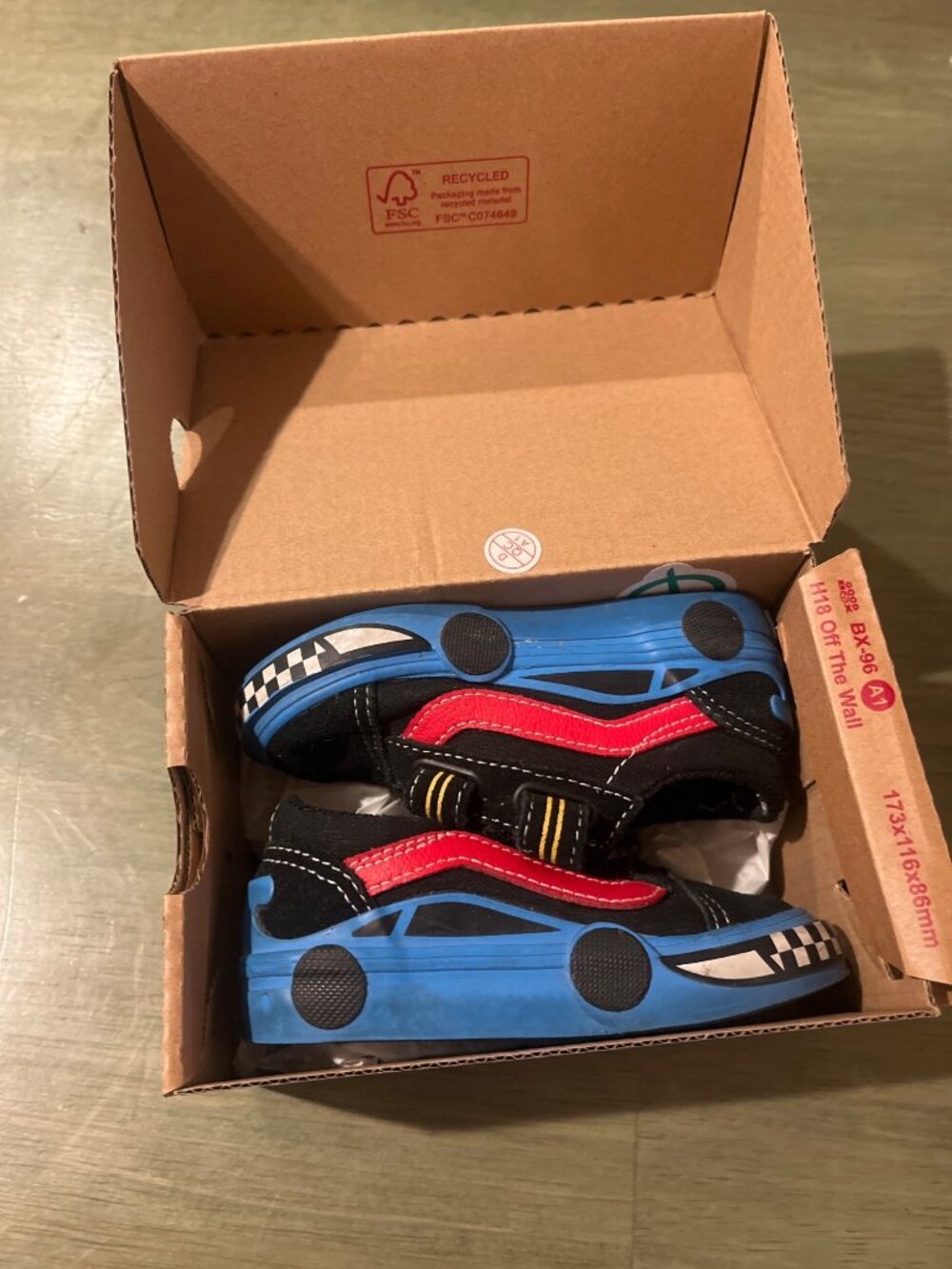Vans Old Skool V Car Toddler Shoes Black & Blue Size 6.0 With Fun Car Design